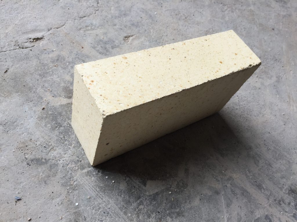 一級(jí)高鋁磚